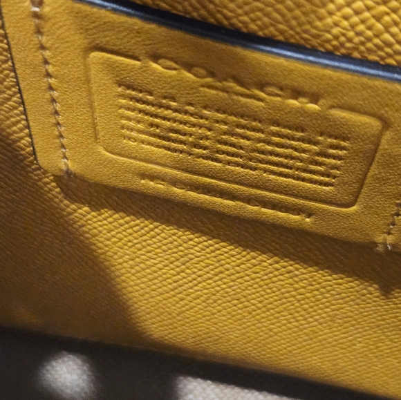 Coach Mollie Tote 25 in Colorblock. - Picture 12 of 12